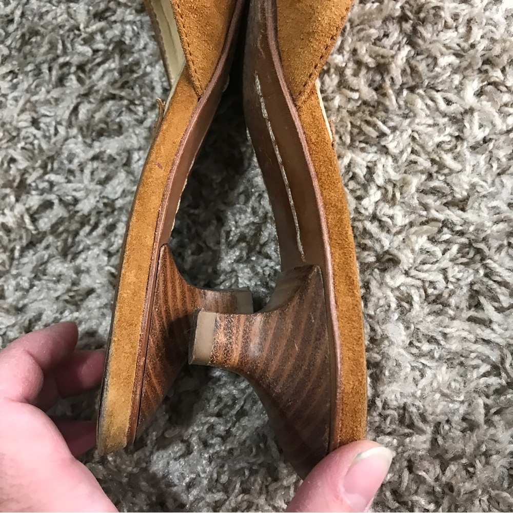 Michael Kors Tan Sandals - Picture 11 of 11